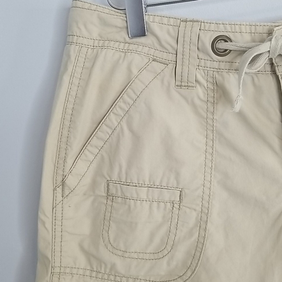 Tommy Hilfiger roll up khaki shorts 4 y2k - Picture 2 of 9